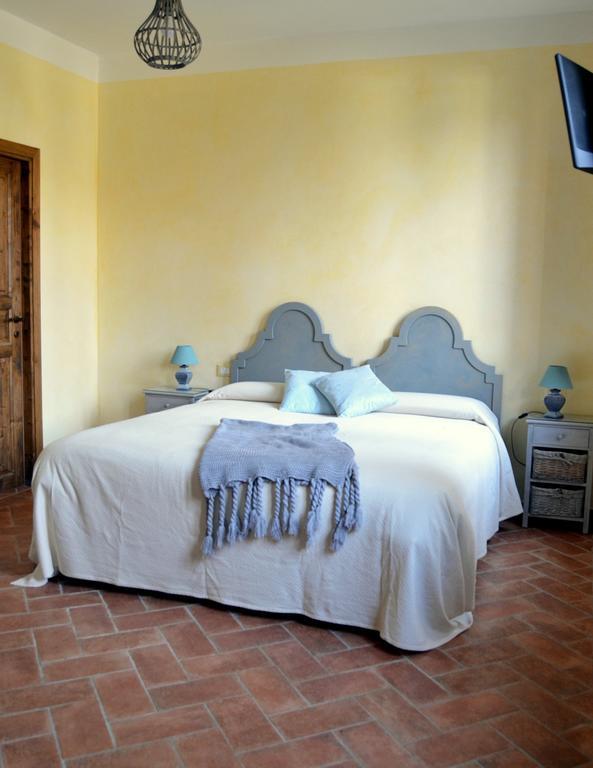 Agriturismo Borgo San Francesco Basiglio Exterior foto